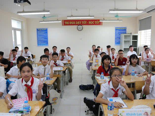 D:\Ảnh\2025-2026\Đón HS K6\530449697_1442830786805651_7344268337442138709_n.jpg