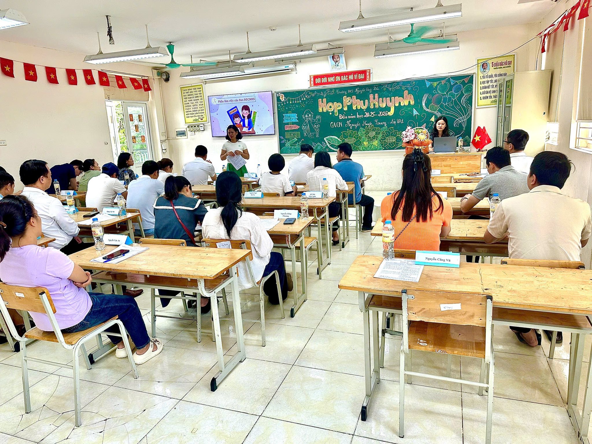 D:\Ảnh\2025-2026\Họp CMHS\9cf3ca40-b094-4091-b107-c3eb1b3a2613.jfif