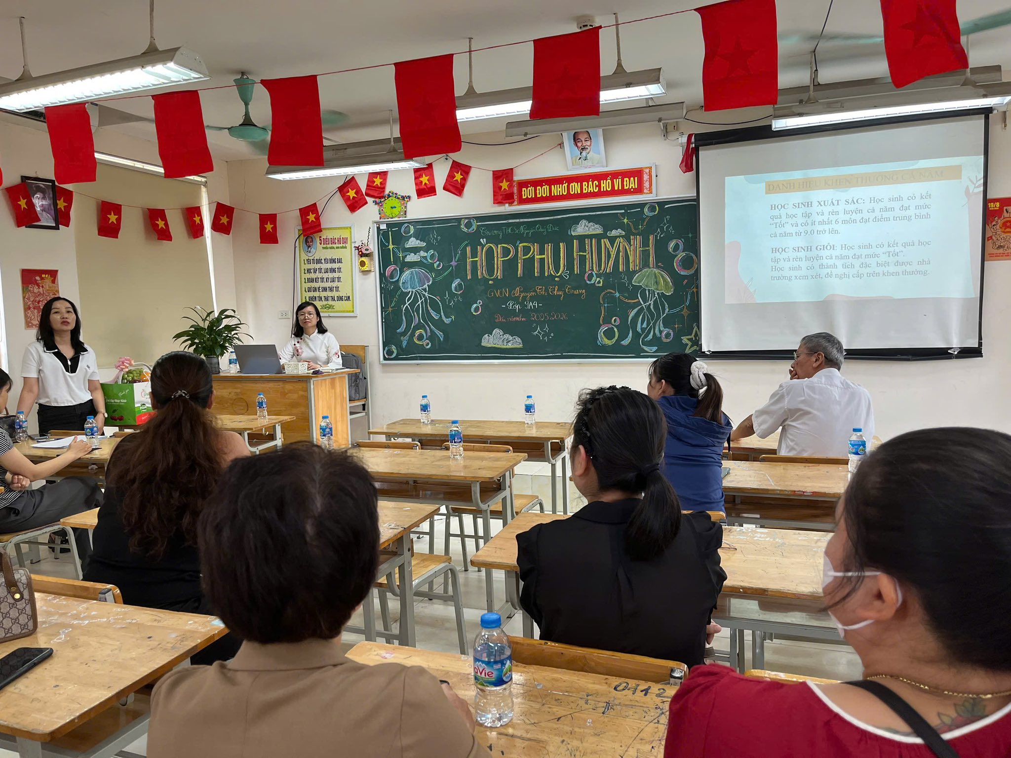 D:\Ảnh\2025-2026\Họp CMHS\5f145363-e70e-4304-a1f0-b7fa85254862.jfif