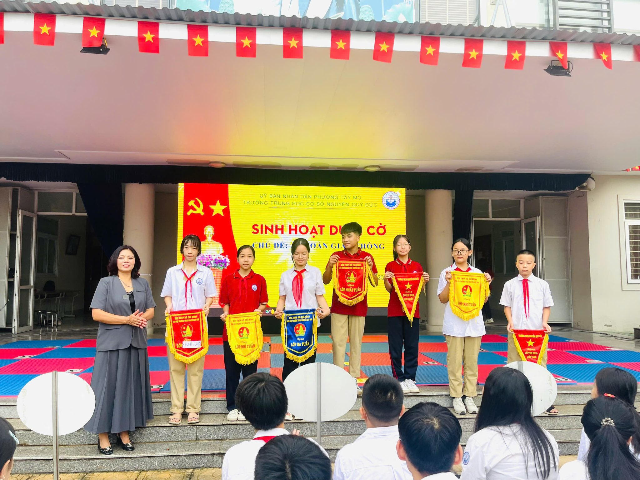 D:\Ảnh\2025-2026\rung chuông vàng\4c6367a1-92c0-4928-8978-056d272a1c3c.jfif