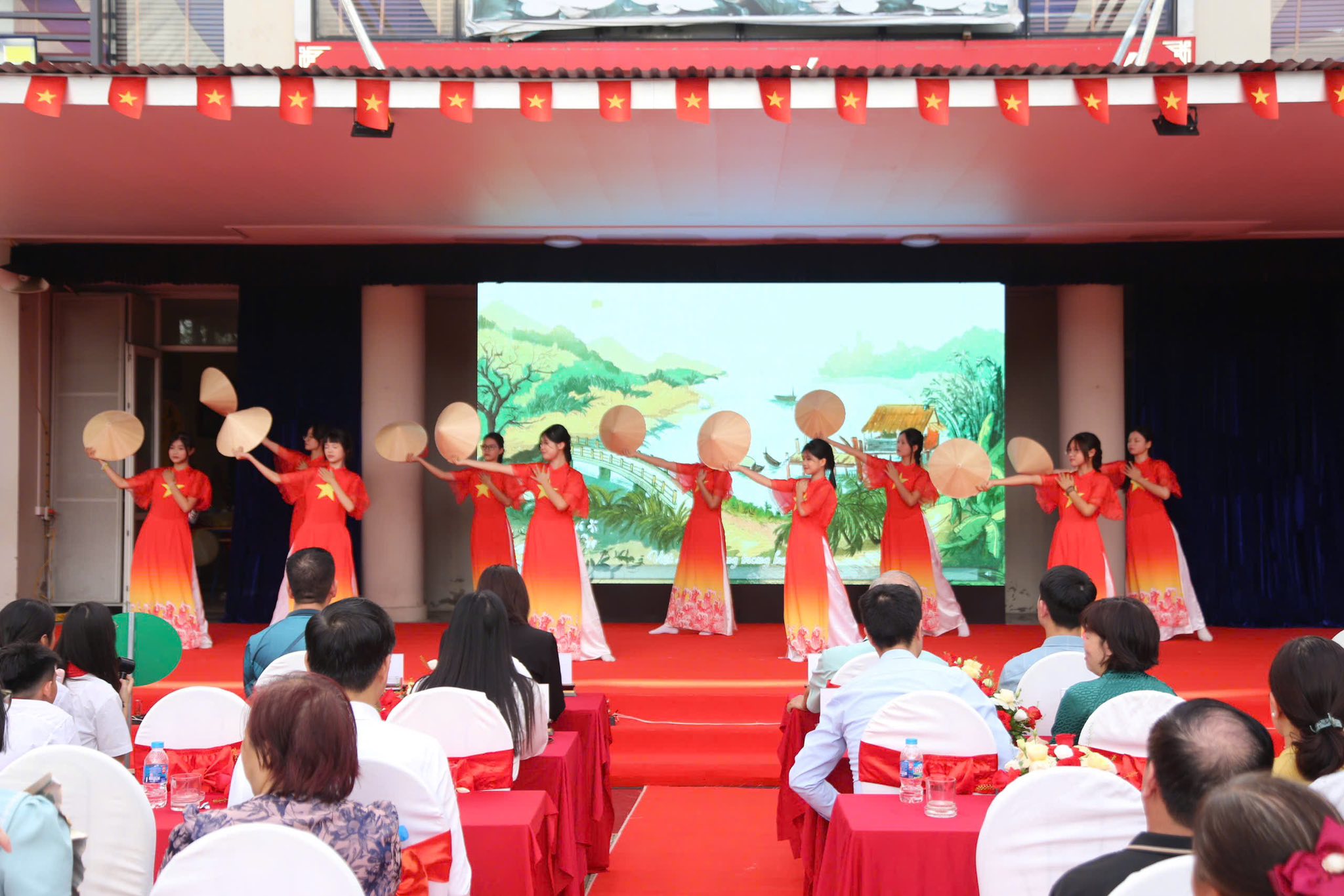 D:\Ảnh\2025-2026\Tuần lễ học tập suốt đời\a0f756ce-269f-4bdd-b467-128a586683bc.jfif