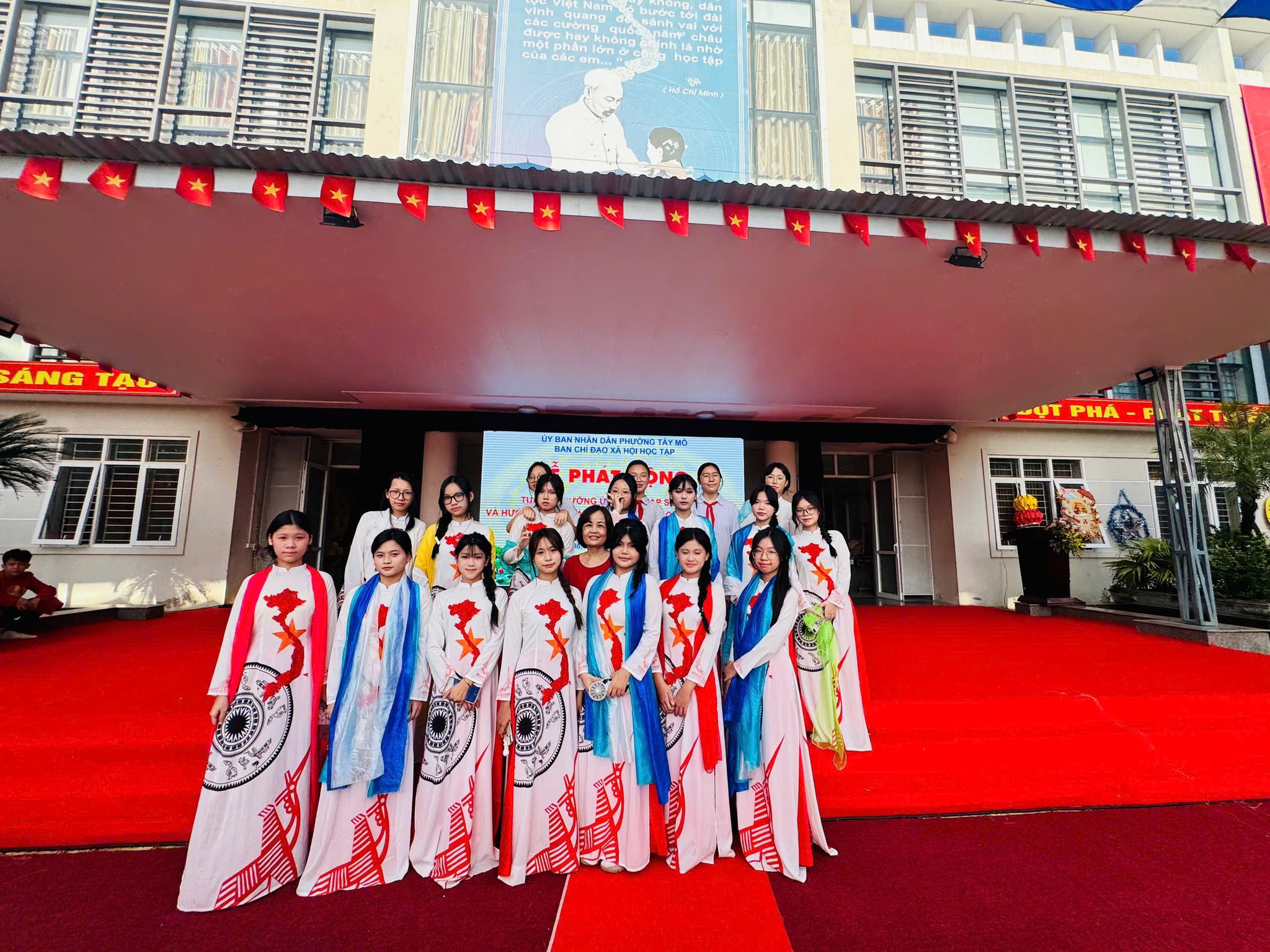 D:\Ảnh\2025-2026\Tuần lễ học tập suốt đời\47beccb9-5fc6-4209-b2c8-a5f734d33ab6.jfif