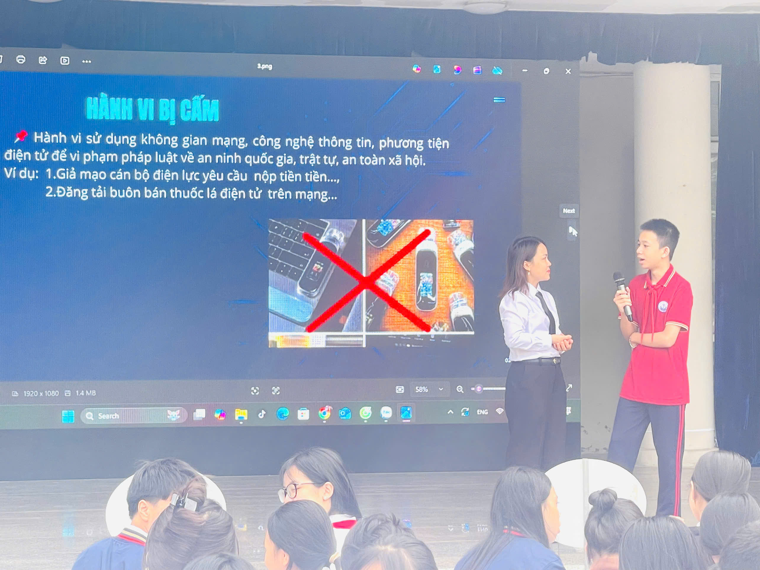 D:\Ảnh\2025-2026\Tuyên truyền pháp luật\gen-h-z7160363400307_466963a3b83b080a8d56498e6c8ccf83.jpg