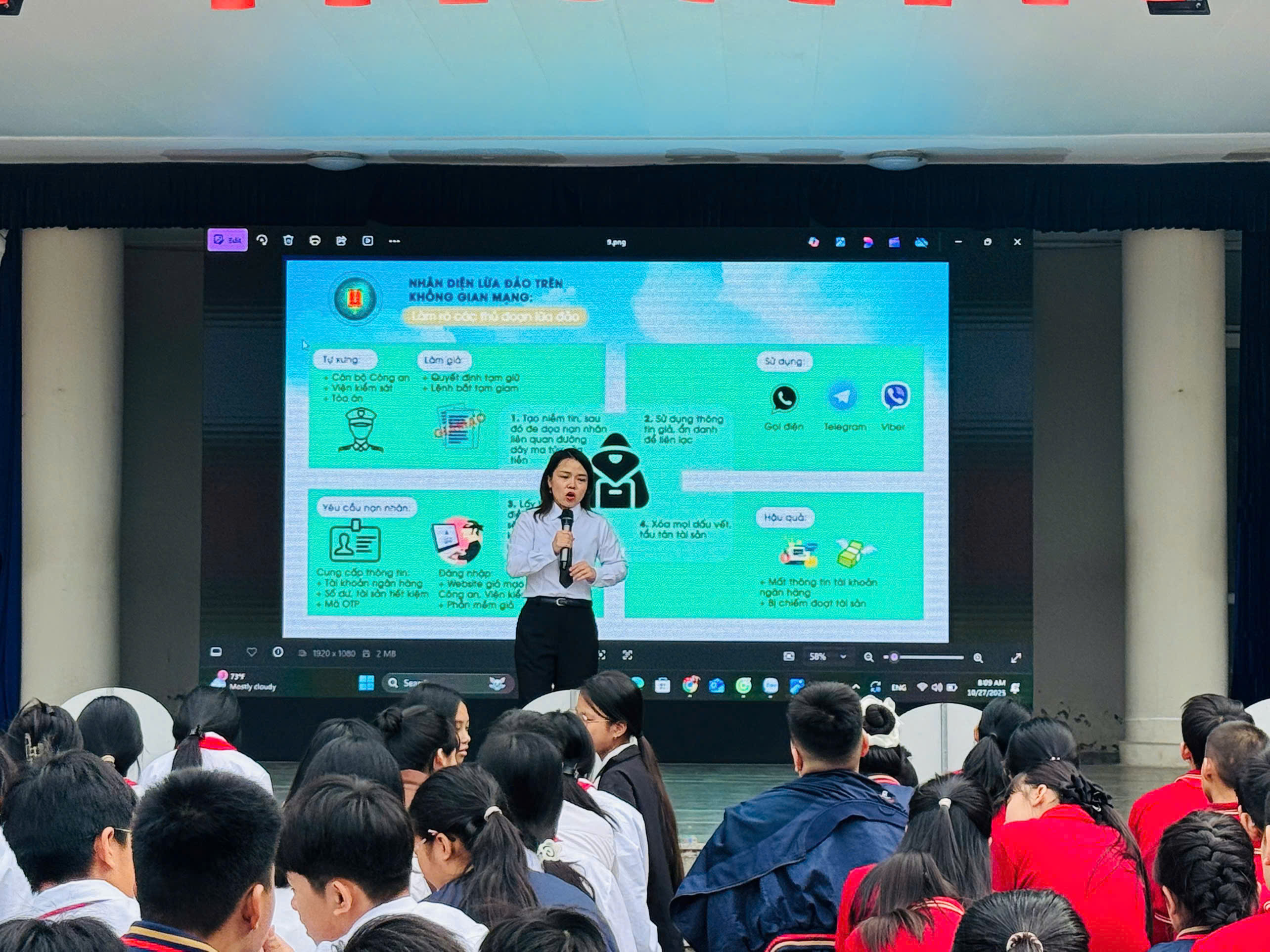 D:\Ảnh\2025-2026\Tuyên truyền pháp luật\gen-h-z7160363263809_175570db100e259abb106fea4ba90cf3.jpg