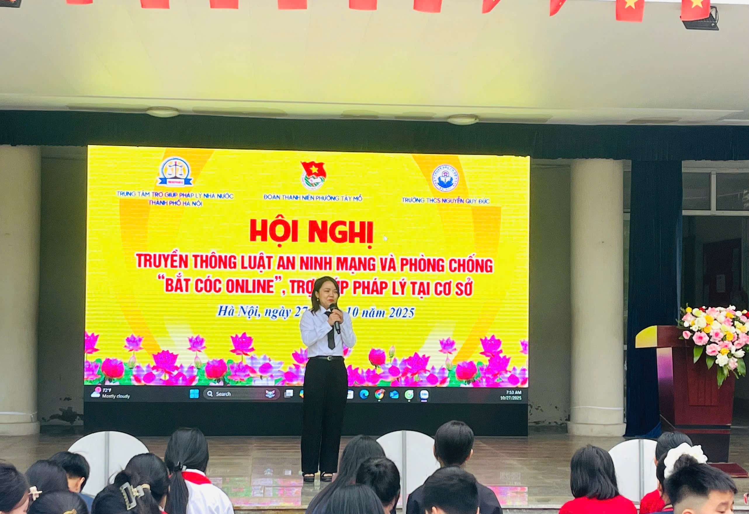 D:\Ảnh\2025-2026\Tuyên truyền pháp luật\gen-h-z7160363352223_3ce774473f5abeef19d8fac7812cda8f.jpg