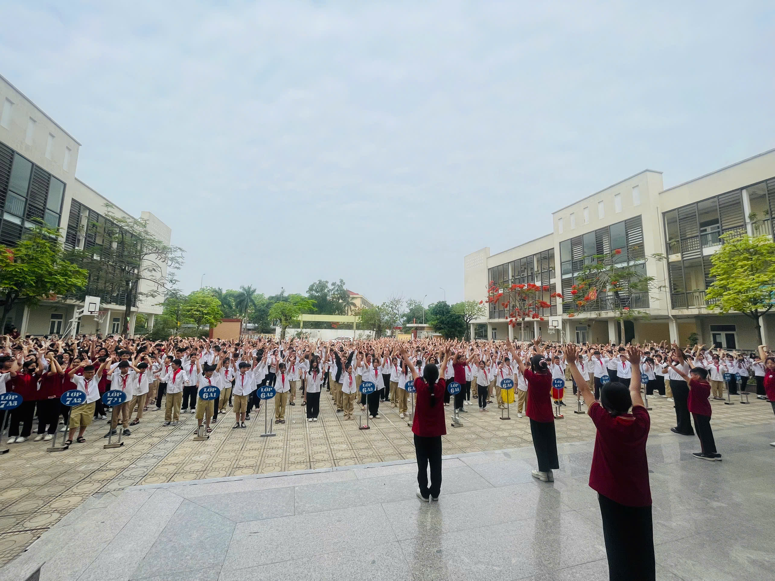 D:\Ảnh\2024-2025\30. Đồng diễn TD\z6592260169266_7d8a79995d016722f061553ec3f42664.jpg