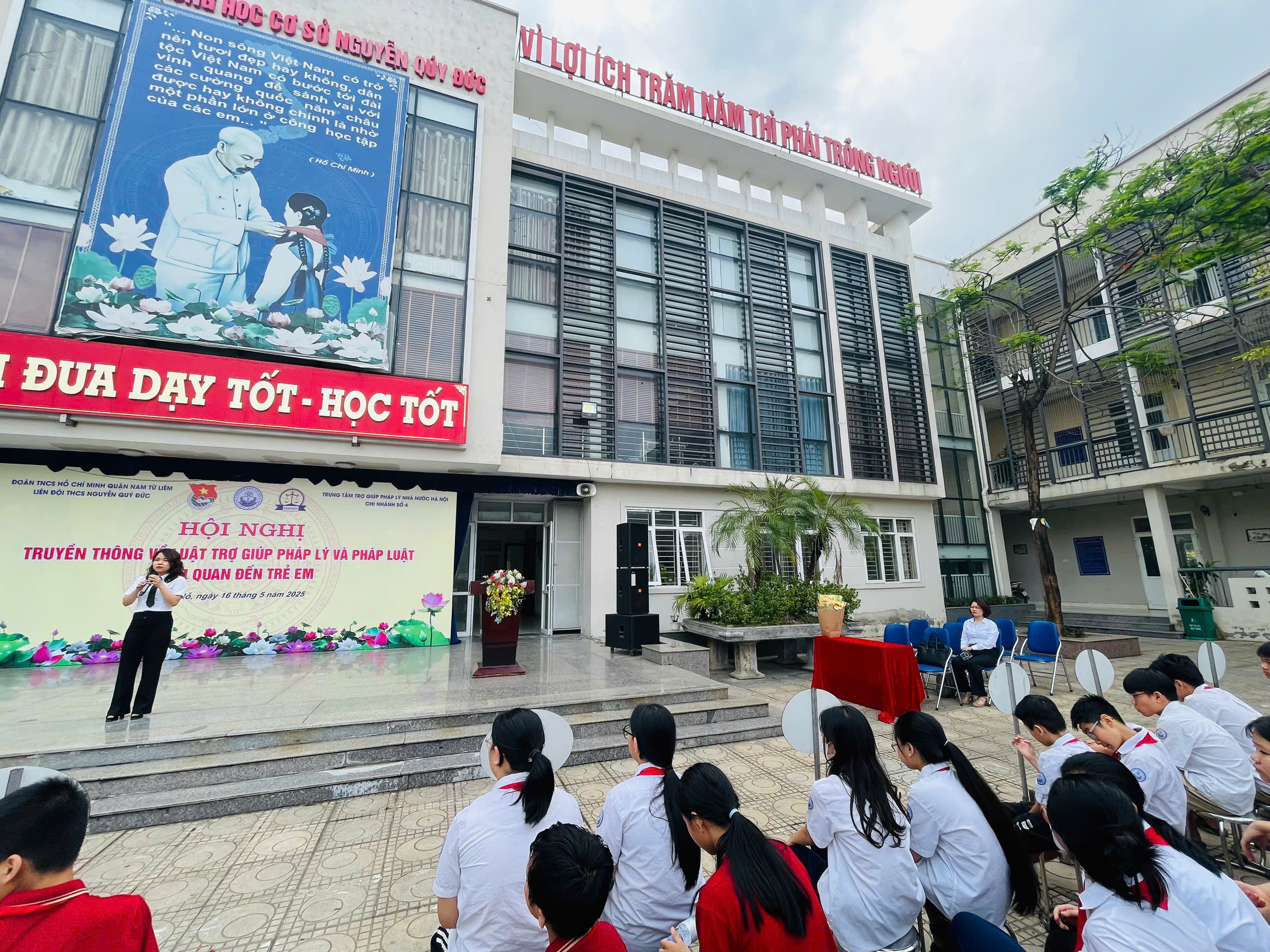 D:\Ảnh\2024-2025\31. Pháp luật\Tổ chức sinh hoạt truyền thông Luật trợ giúp pháp lý và pháp luật liên quan đến trẻ em” (9).jpg