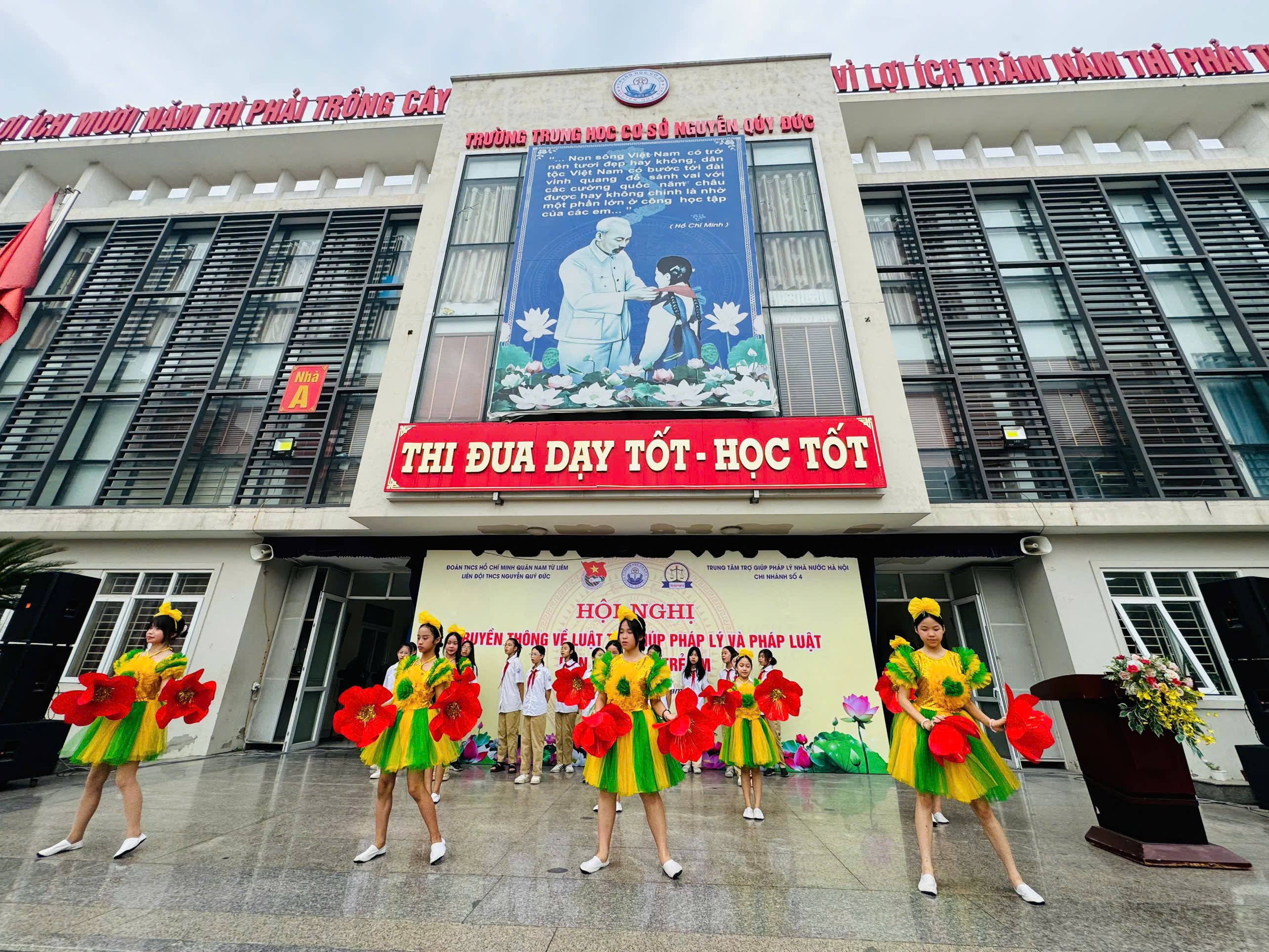 D:\Ảnh\2024-2025\31. Pháp luật\Tổ chức sinh hoạt truyền thông Luật trợ giúp pháp lý và pháp luật liên quan đến trẻ em” (14).jpg