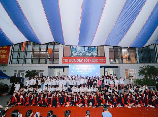D:\Ảnh\2024-2025\35. Lễ trưởng thành HS K9\ảnh fb\28.jpg