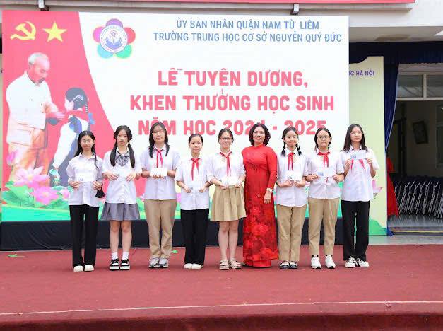 D:\Ảnh\2024-2025\36. TỔNG KẾT NĂM HỌC 2024-2025\9.jpg