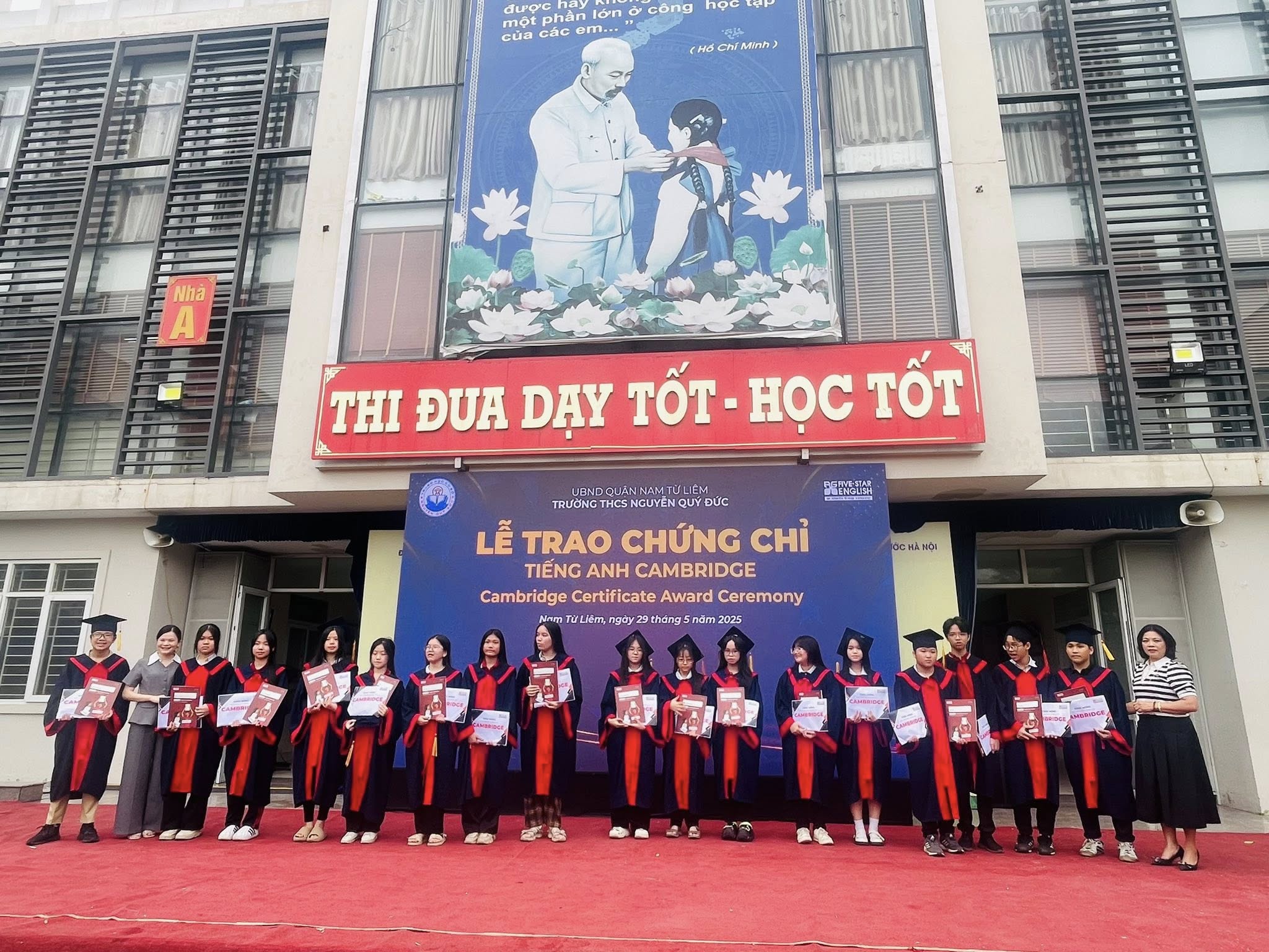 D:\Ảnh\2024-2025\37. Lễ trao chứng chỉ Cambridge\6.jpg