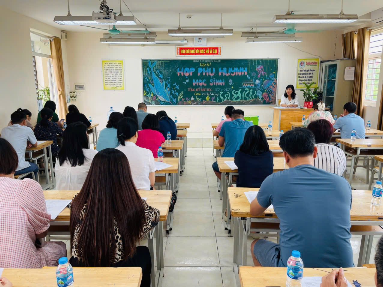 D:\Ảnh\2024-2025\39. Họp PHHS\16.jpg