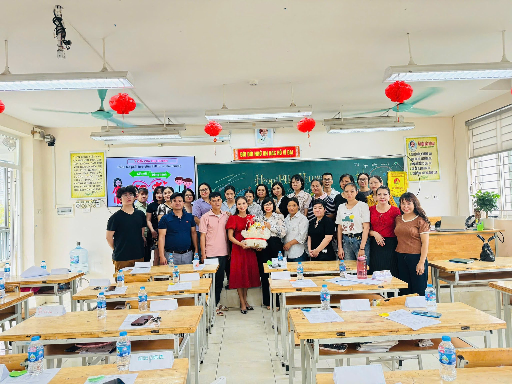 D:\Ảnh\2024-2025\39. Họp PHHS\1.jpg