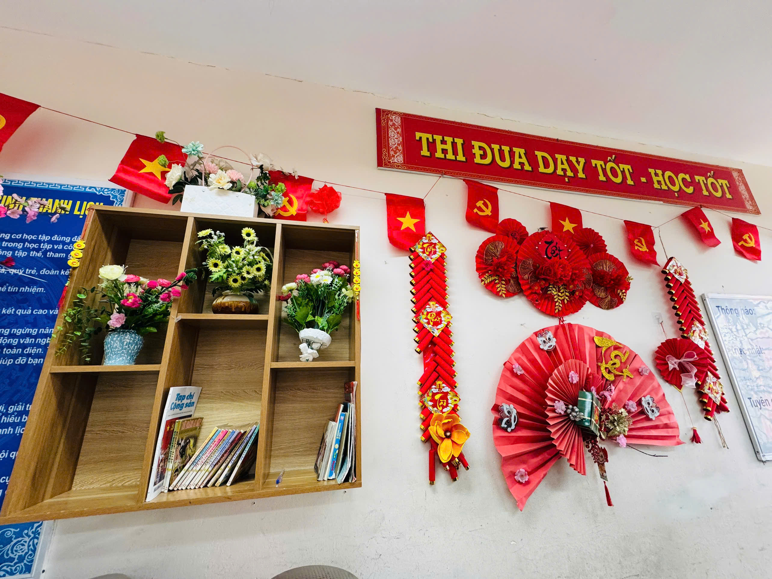 D:\Ảnh\2025-2026\HK2\1. Trang trí lớp chủ đề Tết\z7483572449868_d53bfa2ae7718d9bdd54a68a14dcba93.jpg